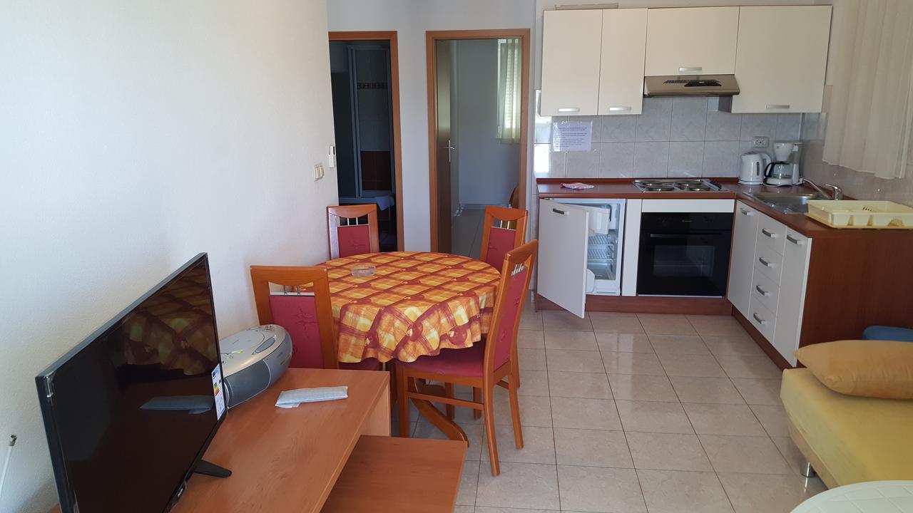 Apartments Villa Bayview Трогир Екстериор снимка